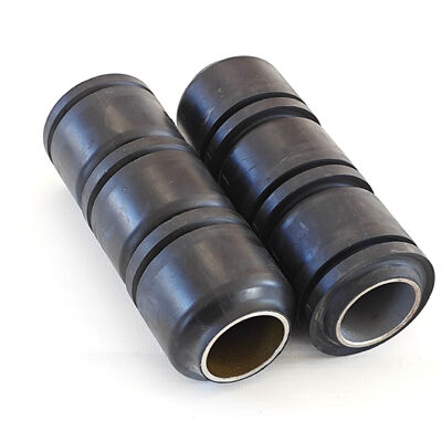 Petrol sahası operasyonları için 10.000 PSI'ya kadar basınca dayanıklı, Nitril (NBR), HNBR, FKM Malzemeli ve 70 - 90 Shore A Sertliğinde TA Stili Kauçuk Swab Bardakları